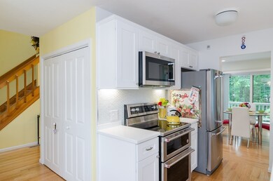 19 Cara Dr, Weymouth, MA 02188 - photo 2