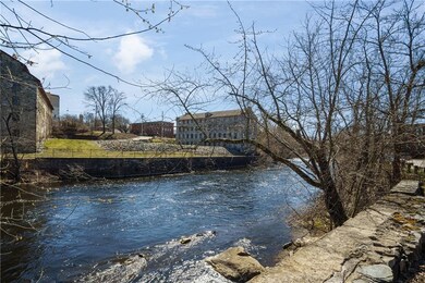 Steps to the riverfront
