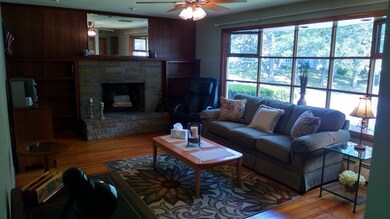 96 Colonial Rd, Lawrence, MA 01843 - photo 3