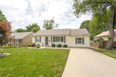 6408 Melrose Ln, Shawnee, KS 66203 - photo 4