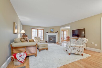 10 Allen St, Edgartown, MA 02539 - photo 4