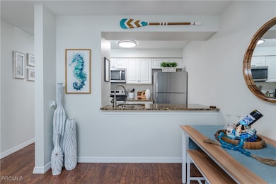 9350 Lennex Ln unit 807, Fort Myers, FL 33919 - photo 4