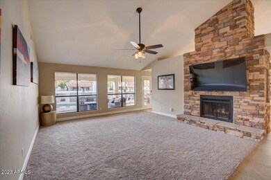 07-W McRae Way-007