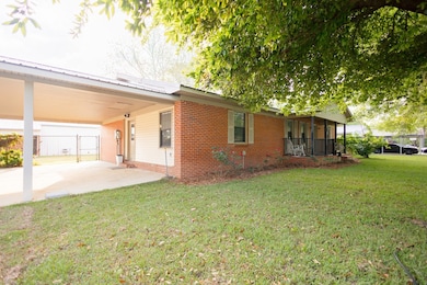 1137 Oquinn Dr, Tifton, GA 31794 - photo 3