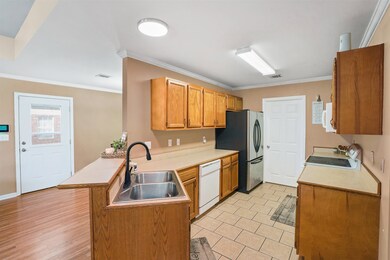 231 J Patrick Dr, Houma, LA 70364 - photo 5