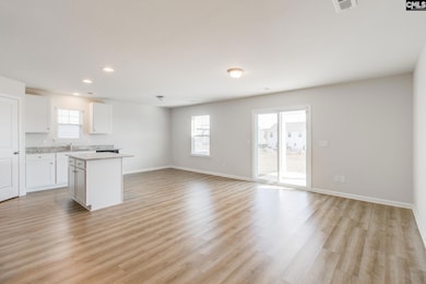 1070 Crescent Moon Loop, Hopkins, SC 29061 - photo 3