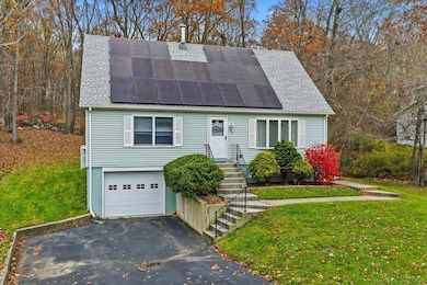 198 Dartmouth Dr, Mystic, CT 06355 - photo 2