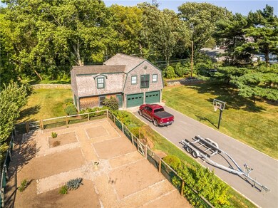 3 room carriage house, private guest quarters, plu