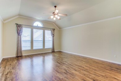 951 Park Forest Dr, Hurst, TX 76053 - photo 5