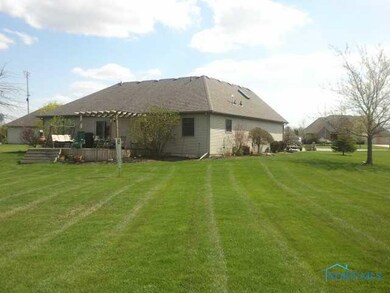 108 Lee Ann Ln, West Unity, OH 43570 - photo 2