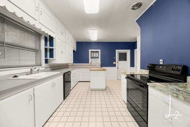 242 S Paw St, Howard, KS 67349 - photo 2