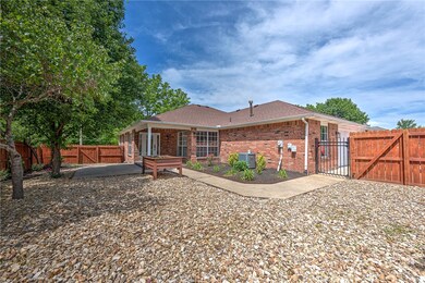 3105 NW 3rd St, Bentonville, AR 72712 - photo 2