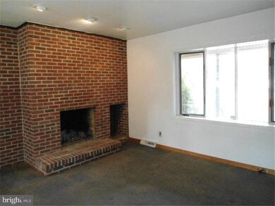 340 Cook Ave, Paulsboro, NJ 08066 - photo 5