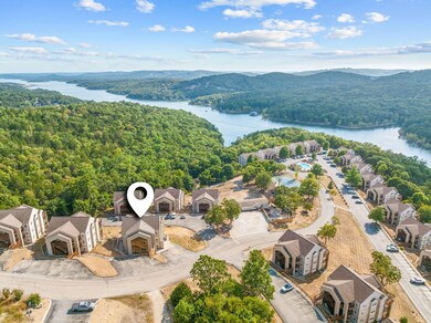 37 Lantern Bay Ln unit 3, Branson, MO 65616 - photo 2