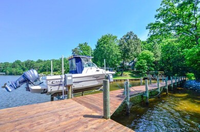 Dock & Boat Lift