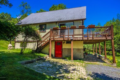 3104 W Clover Ct, Long Pond, PA 18334 - photo 2