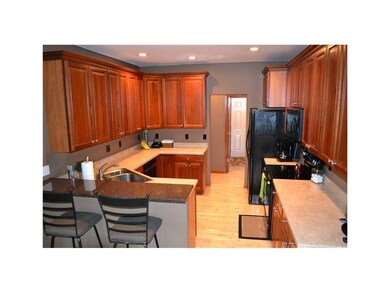 Kitchen. Gorgeous kitchen with cherry cabinets, re