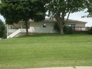 101 16th St, Potosi, WI 53820 - photo 3