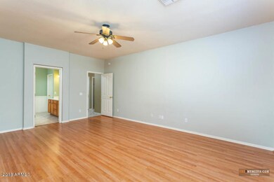 20180907003719854318000000-o