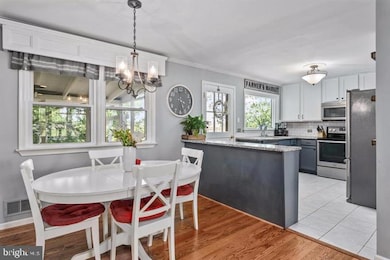 19253 Evergreen Mills Rd, Leesburg, VA 20175 - photo 3