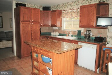 1461 Harrow Ave, Crofton, MD 21114 - photo 4