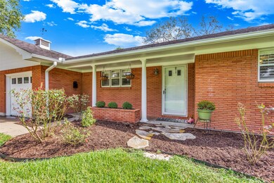 1209 Lawrence St, Rosenberg, TX 77471 - photo 3