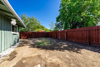03-2703LansingFresno