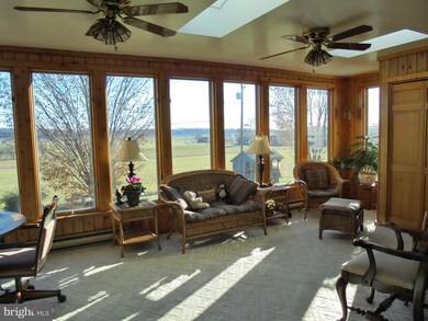 318 Valley View Dr, New Holland, PA 17557 - photo 7