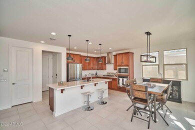 Kitchen-Breakfast Area