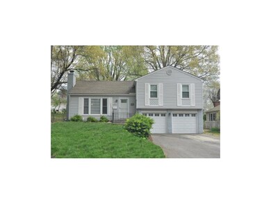 7641 Windsor Dr.  Home features maintenance free v