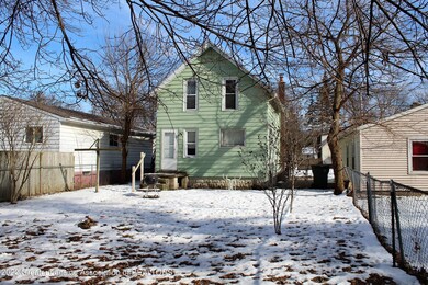 909 Clayton St, Lansing, MI 48915 - photo 4