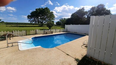 1111 Hwy 48 Ea St, Tylertown, MS 39667 - photo 3