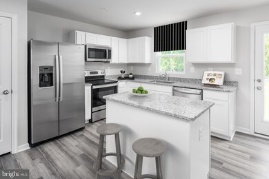 835 Raeann Dr, Greencastle, PA 17225 - photo 4