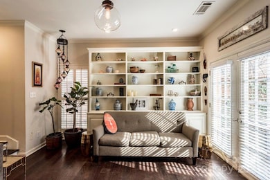 520 N Poplar St unit I, Charlotte, NC 28202 - photo 4