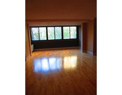 9 Hawthorne Place unit 4M, Boston, MA 02114 - photo 2