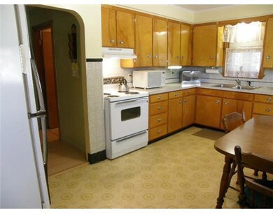 12 Pleasant St, Millinocket, ME 04462 - photo 3