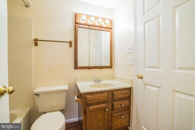 1245 Valley Leaf Ct, Edgewood, MD 21040 - photo 4