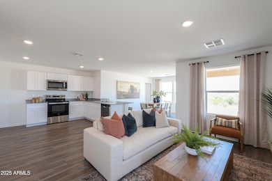 WCE - Great Room (1)