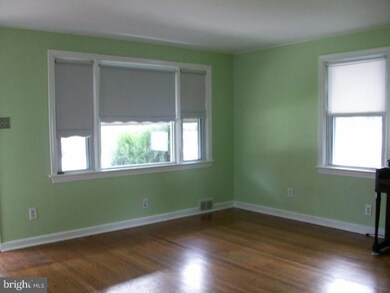 557 7th Ave, Swarthmore, PA 19081 - photo 3