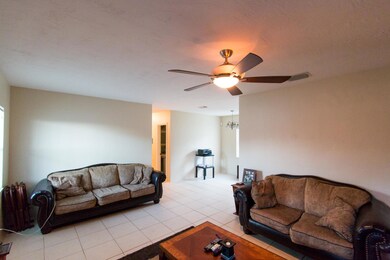Living Room 2 Lantana