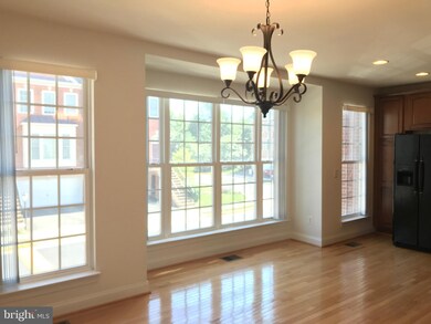 21826 Ladyslipper Square, Ashburn, VA 20147 - photo 4