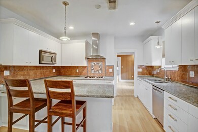 859 E 25th St, Houston, TX 77009 - photo 6