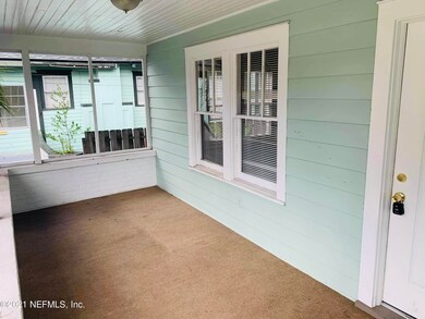 Screened in Front Porch