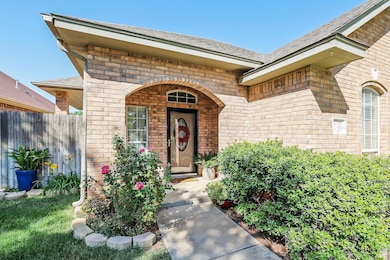 6020 Greenways Dr, Amarillo, TX 79119 - photo 3