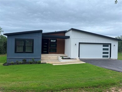 900 Chamberlin Rd, Dale, TX 78616 - photo 4