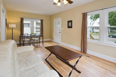 891 21st Ave SE, Minneapolis, MN 55414 - photo 3