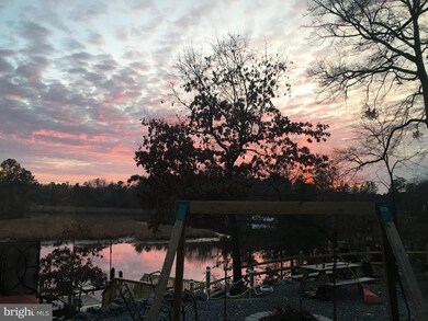 509 Creek View Ln, Colonial Beach, VA 22443 - photo 6