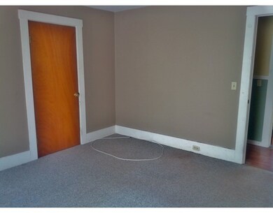 16 Laurel St unit B, Clinton, MA 01510 - photo 4