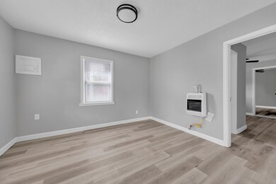 160 Silverage Ave, Memphis, TN 38109 - photo 6