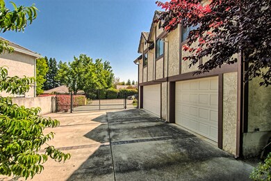 3 car garage